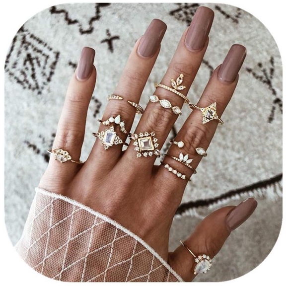 Jewelry - NEW! Restocked! 3/$30 “Princess Glam” Ring Set 💎